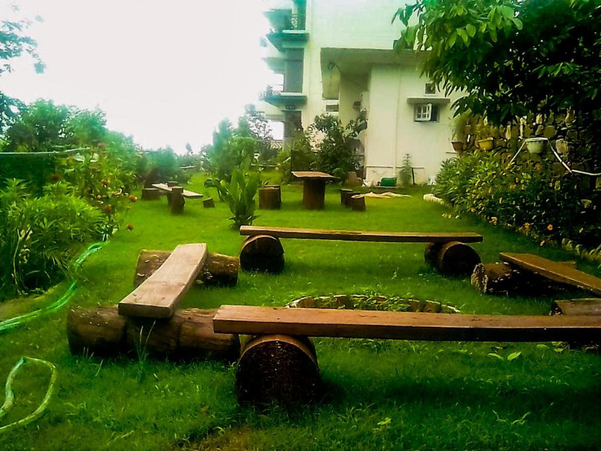 Bed and breakfast Wildleaf Kasauli Valley Homz Extérieur photo