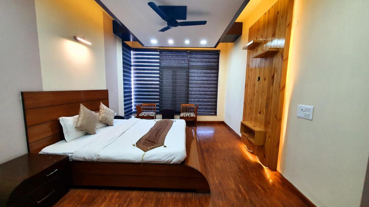 Bed and breakfast Wildleaf Kasauli Valley Homz Extérieur photo